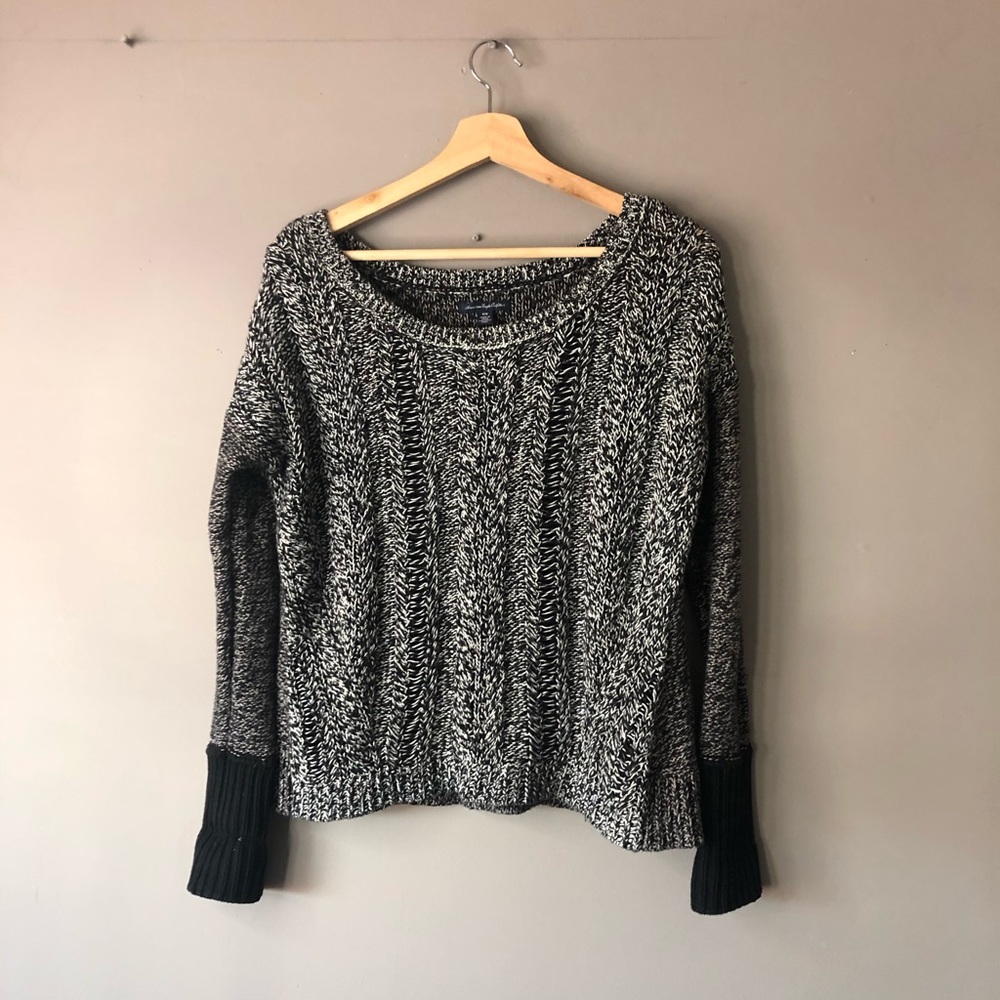 American eagle gray black sweater medium